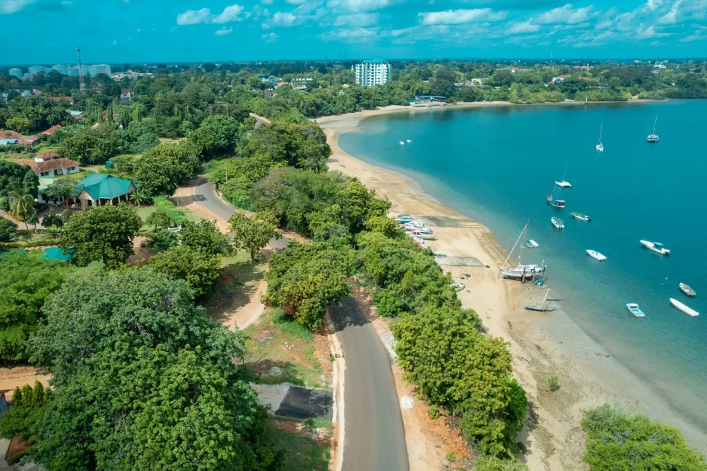 Tanga-vanuit-de-lucht Tanga in Tanzania